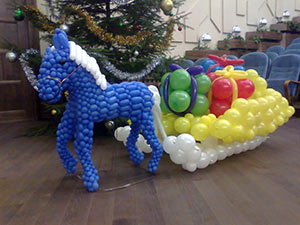Лошадь из шаров