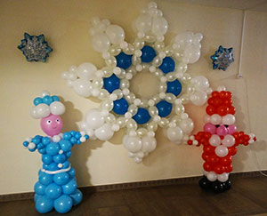 Дед мороз, снегурка и снежинка из шаров